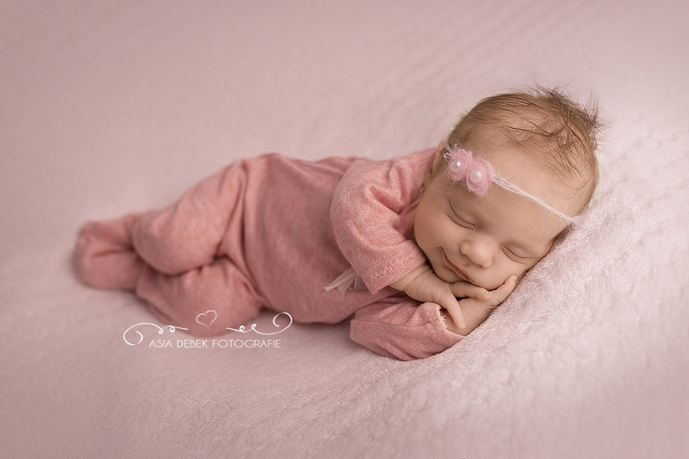 sesja noworodkowa Police fotograf Przyjaźni asia dębek noworodek zdjęcia