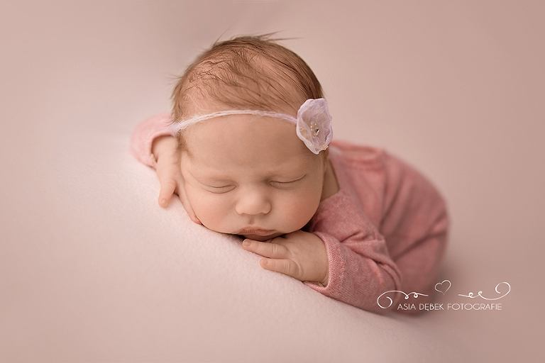 sesja noworodkowa Police fotograf Przyjaźni asia dębek noworodek zdjęcia